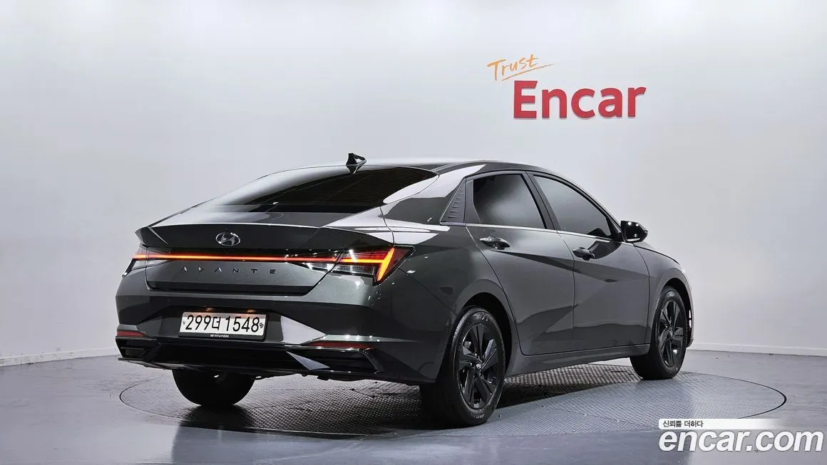 Hyundai AVANTE — фото 2