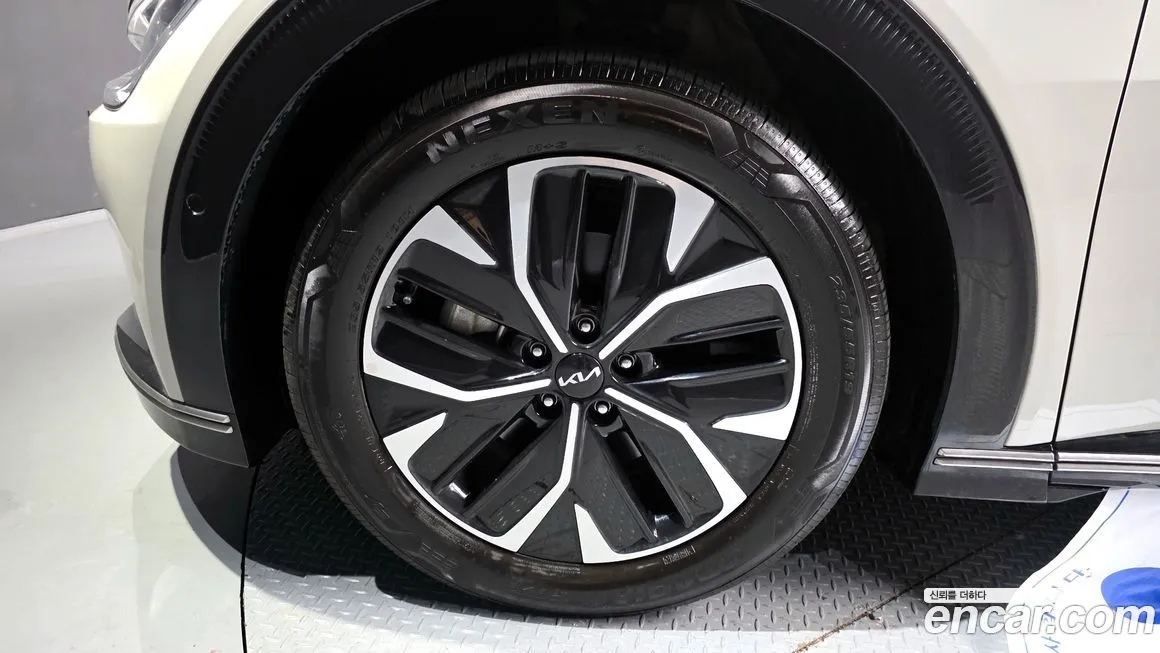 Kia EV6 2022 из KR, фото 8