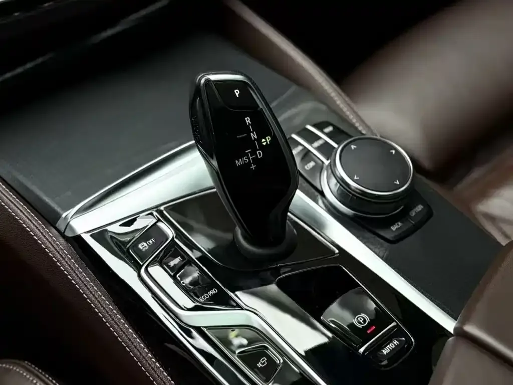 BMW 5 Series (Import) — фото 4