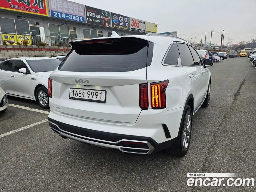 Kia Sorento — фото 3