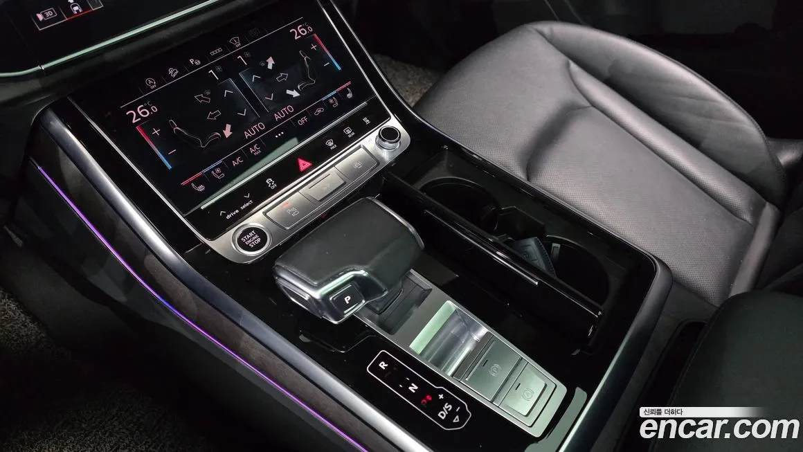 Audi Q7 2023 из KR, фото 4