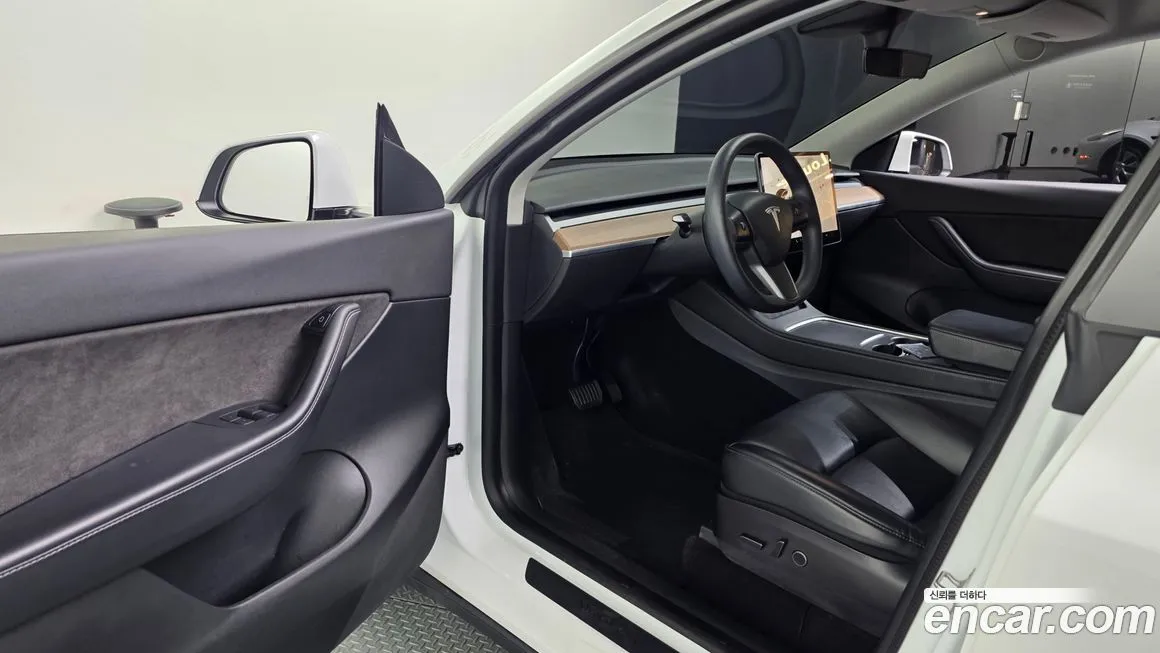 Tesla Model Y 2021 из KR, фото 9