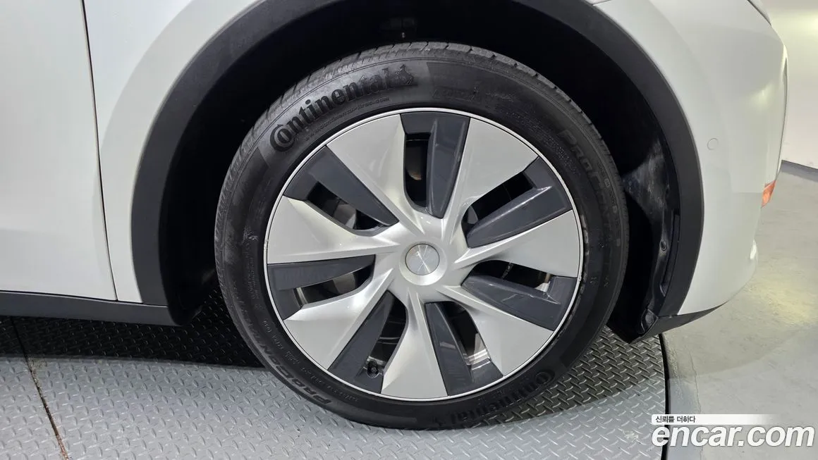 Tesla Model Y 2021 из KR, фото 3