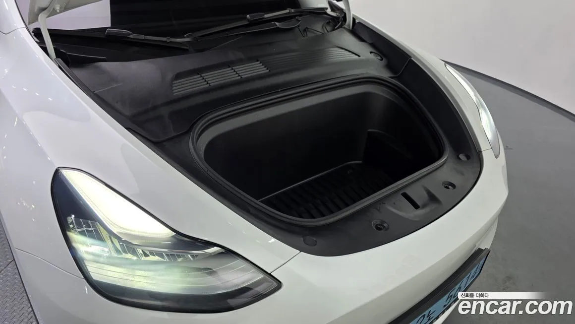 Tesla Model Y 2021 из KR, фото 5