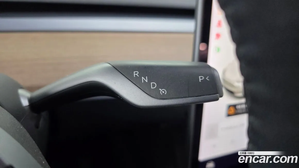 Tesla Model Y 2021 из KR, фото 10