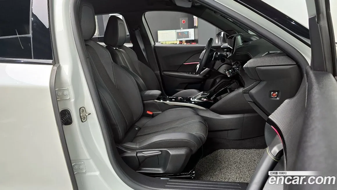 Peugeot 2008 2021 из KR, фото 10