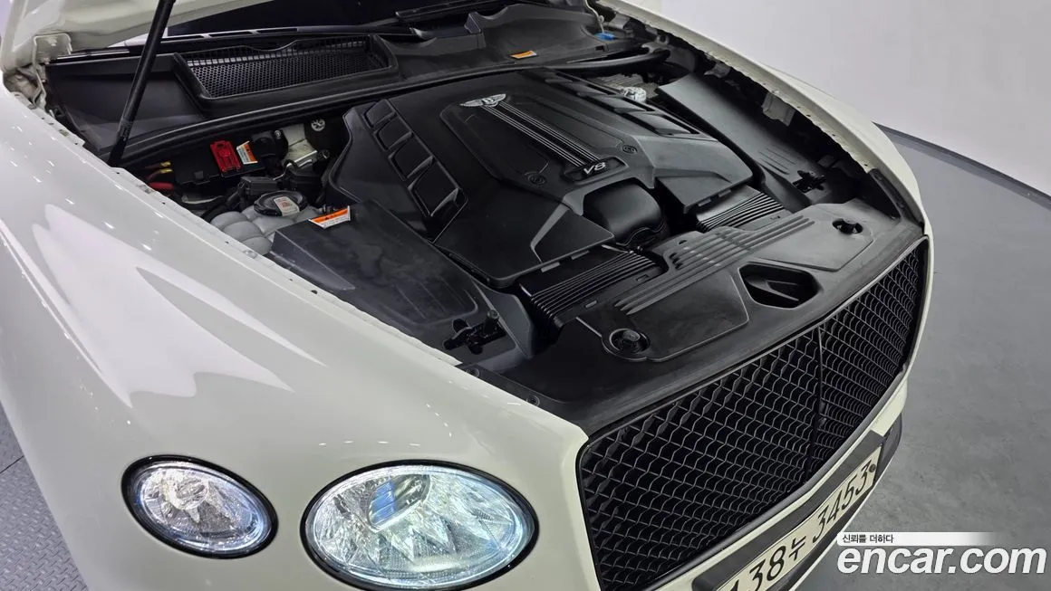 Bentley Bentayga 2021 из KR, фото 8