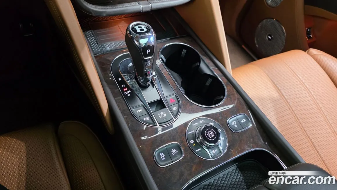 Bentley Bentayga 2021 из KR, фото 10