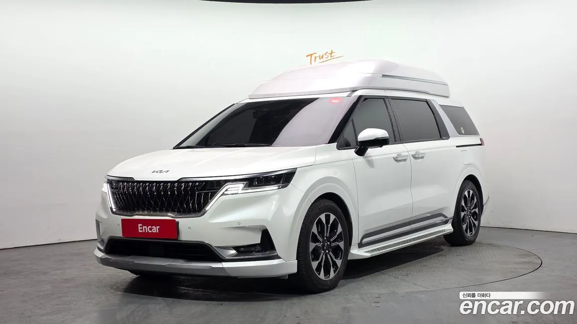 Kia Carnival — фото 1