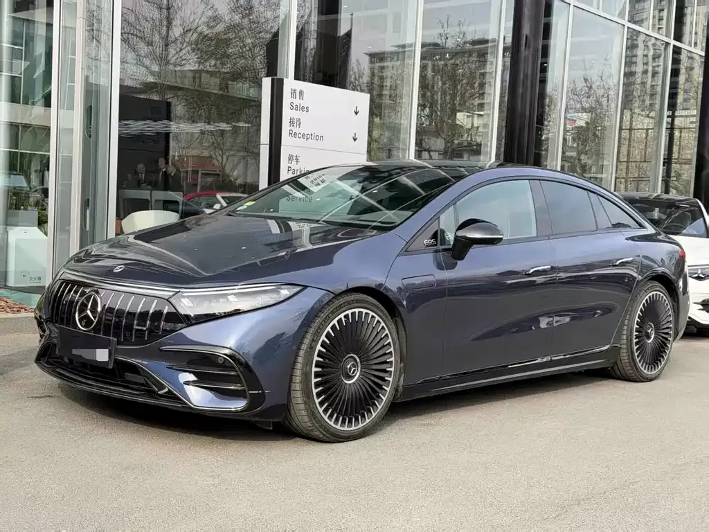 Mercedes-Benz EQS AMG — фото 1