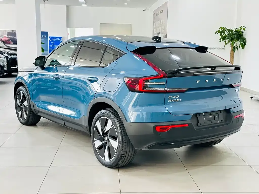 Volvo C40 2023 из CN, фото 7