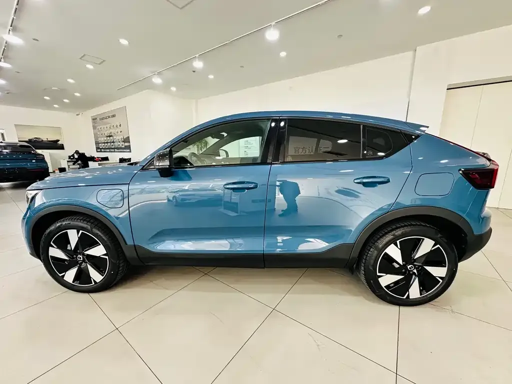 Volvo C40 2023 из CN, фото 6