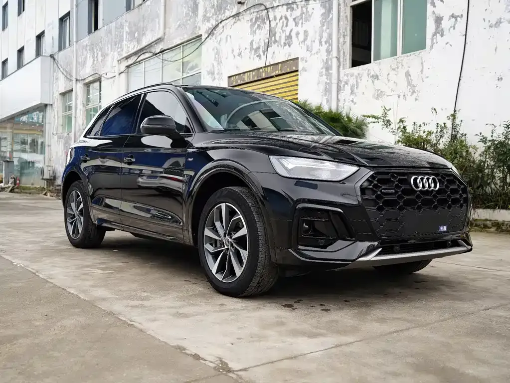 Audi Q5L — фото 4
