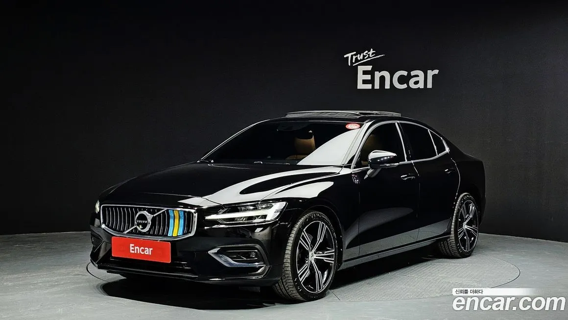 Volvo S60 2022 из KR, фото 1