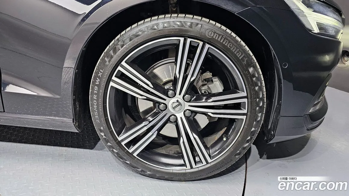 Volvo S60 2022 из KR, фото 9