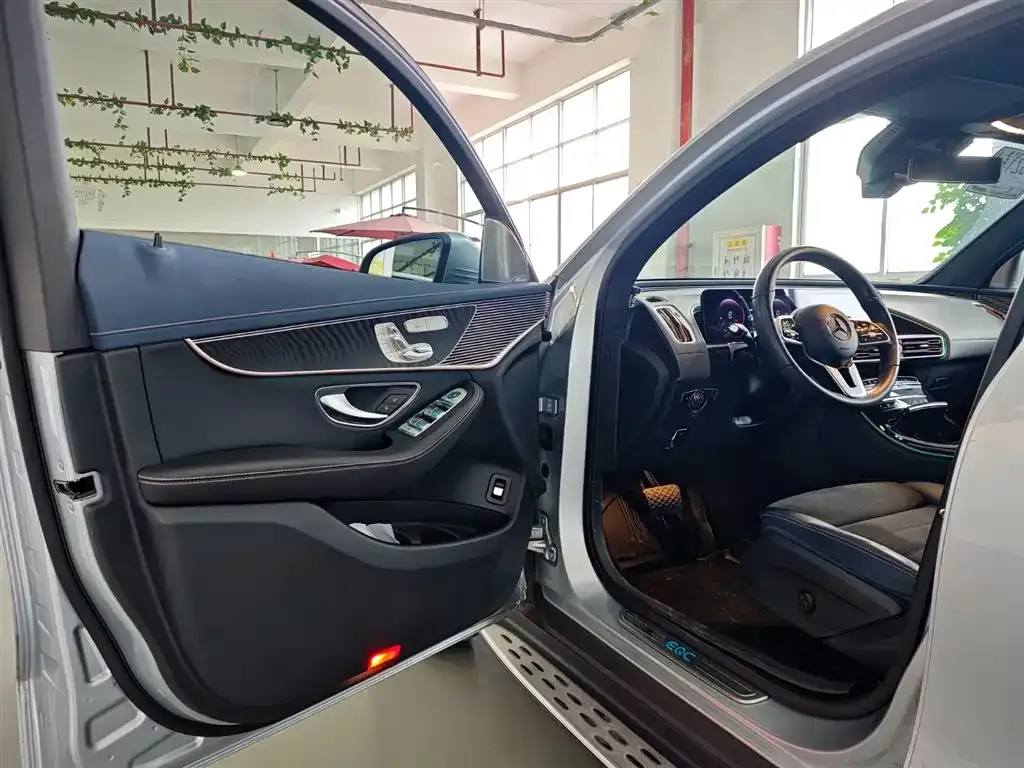 Mercedes-Benz EQC 2022 из CN, фото 5