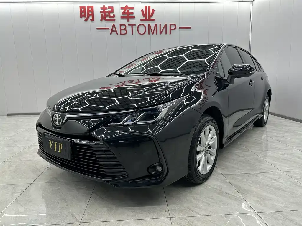 Toyota Corolla 2023 из CN, фото 1