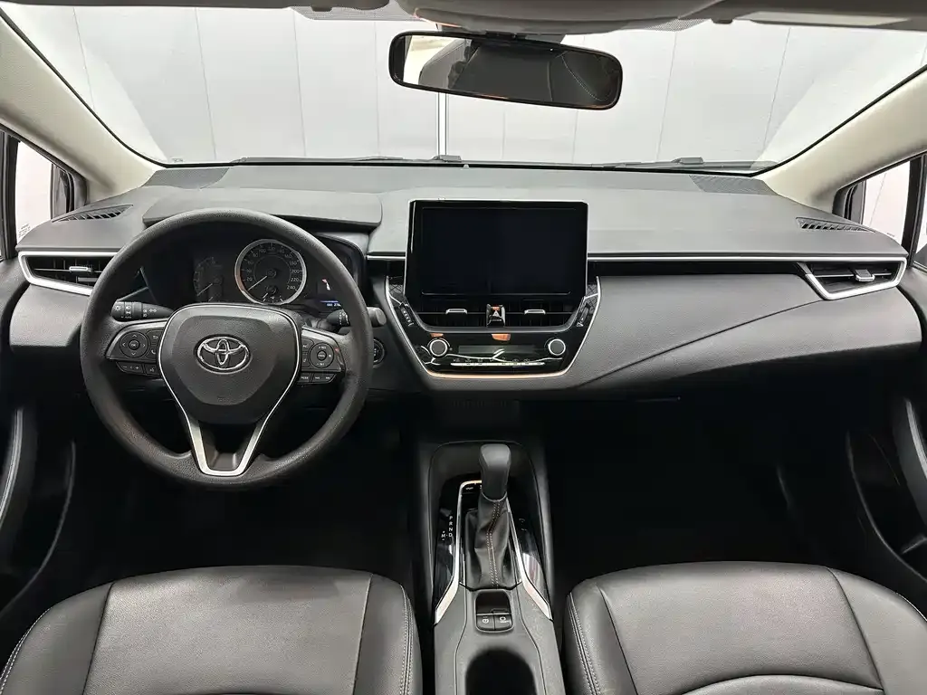 Toyota Corolla 2023 из CN, фото 2