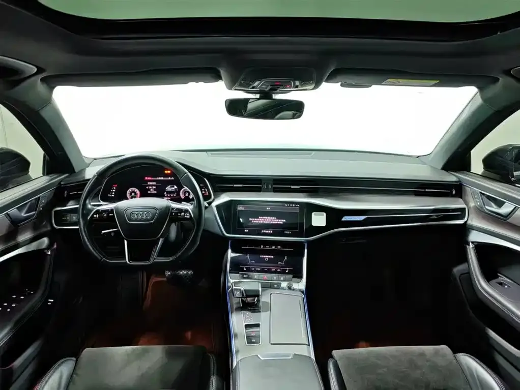 Audi A6L 2022 из CN, фото 10