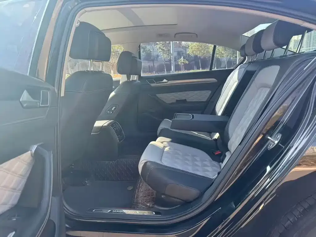 Volkswagen Magotan 2023 из CN, фото 3