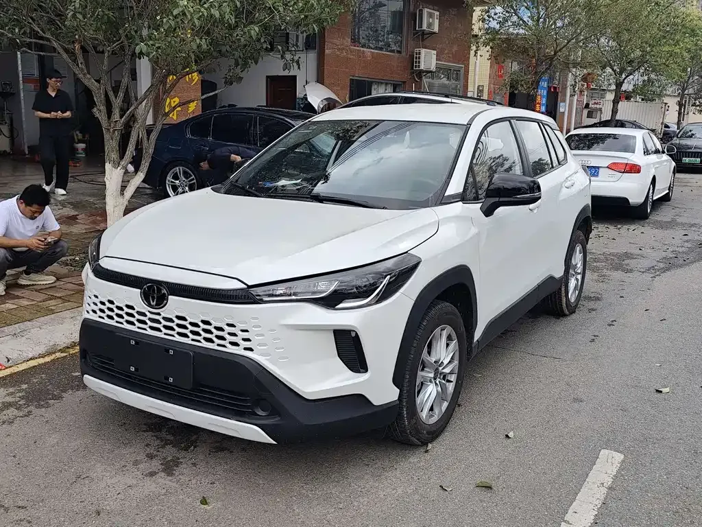 Toyota Corolla Cross 2026 из CN, фото 1