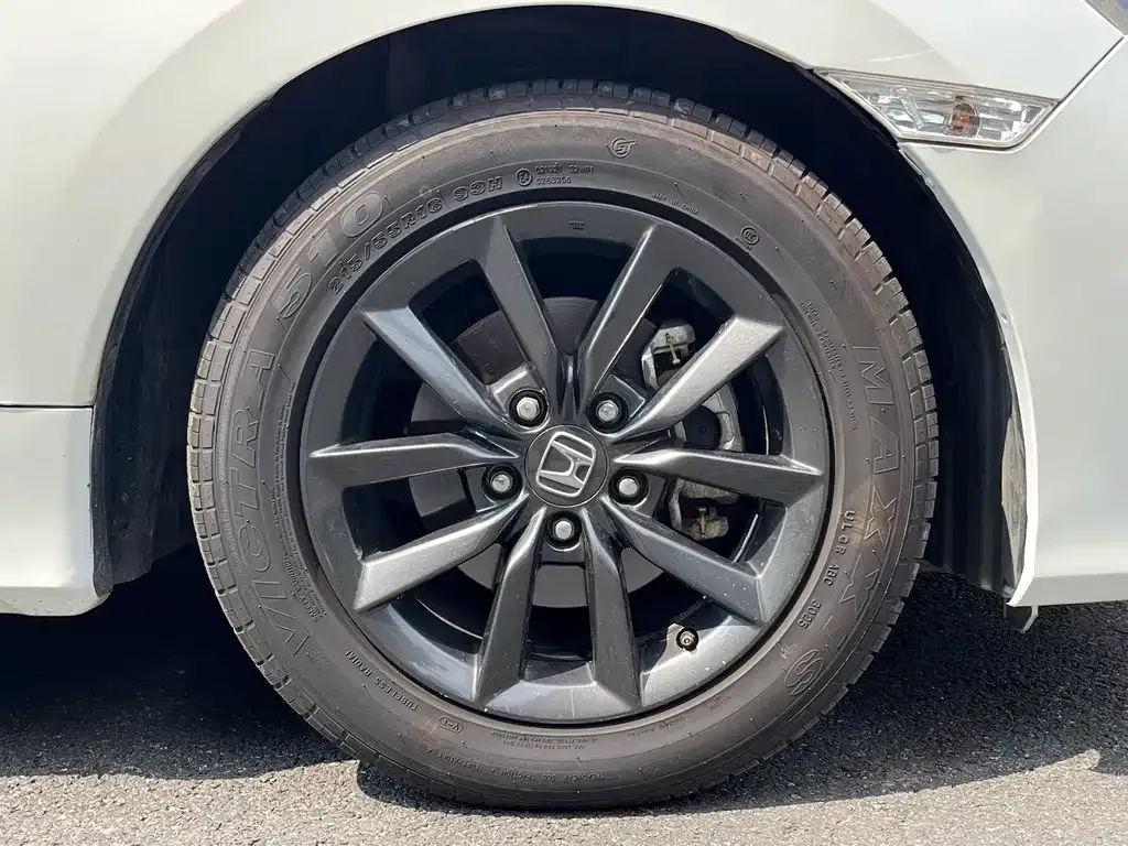 Honda Civic — фото 10
