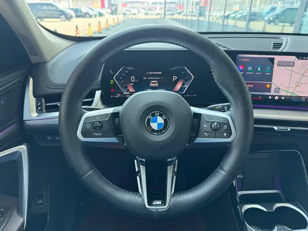 BMW X1 — фото 9