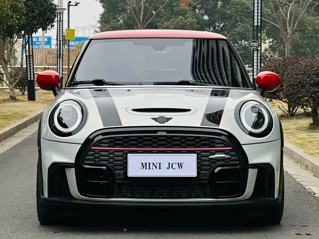 MINI JCW (John Cooper Works) — фото 7