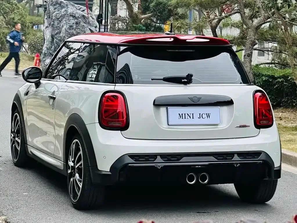 MINI JCW (John Cooper Works) — фото 2
