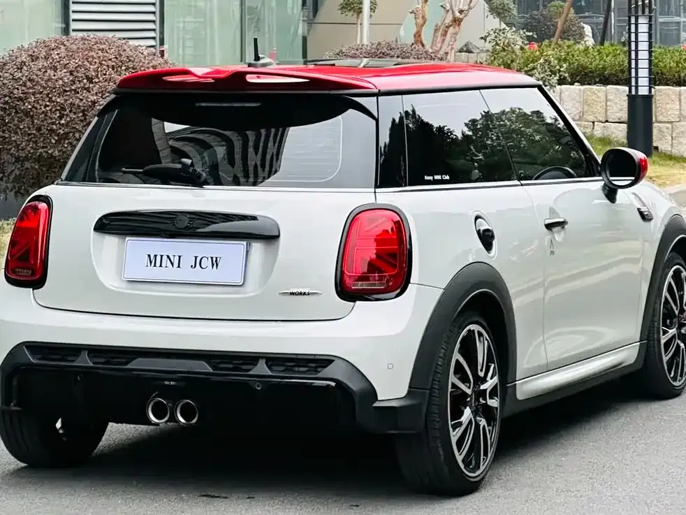 MINI JCW (John Cooper Works) — фото 3
