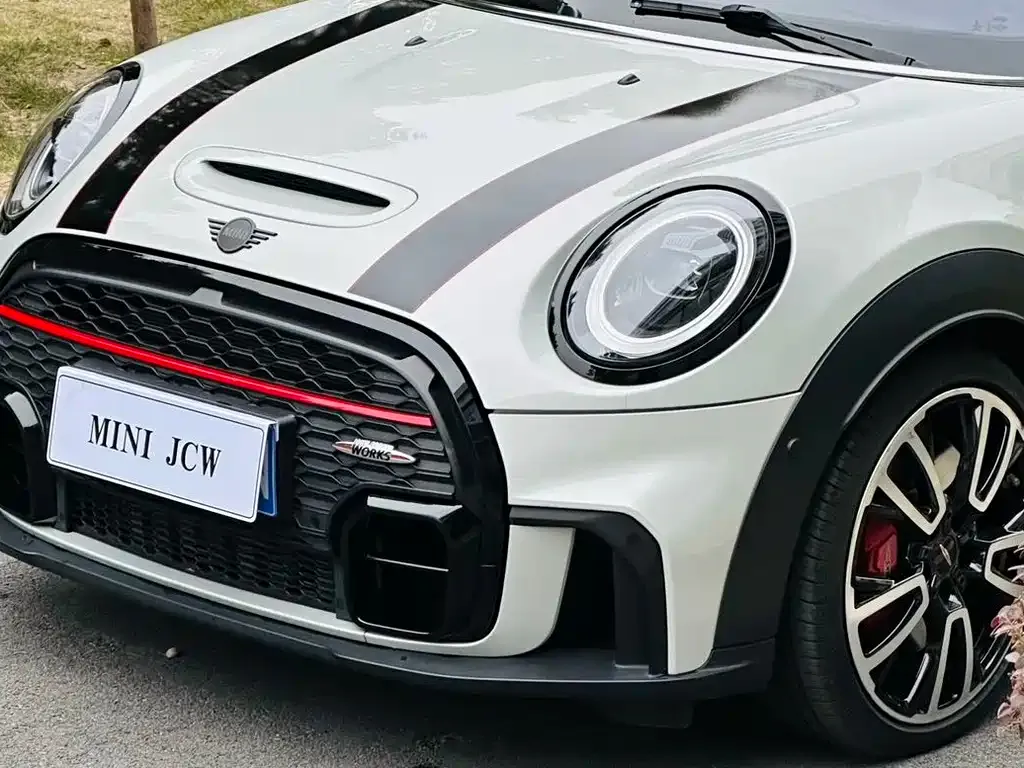 MINI JCW (John Cooper Works) — фото 9