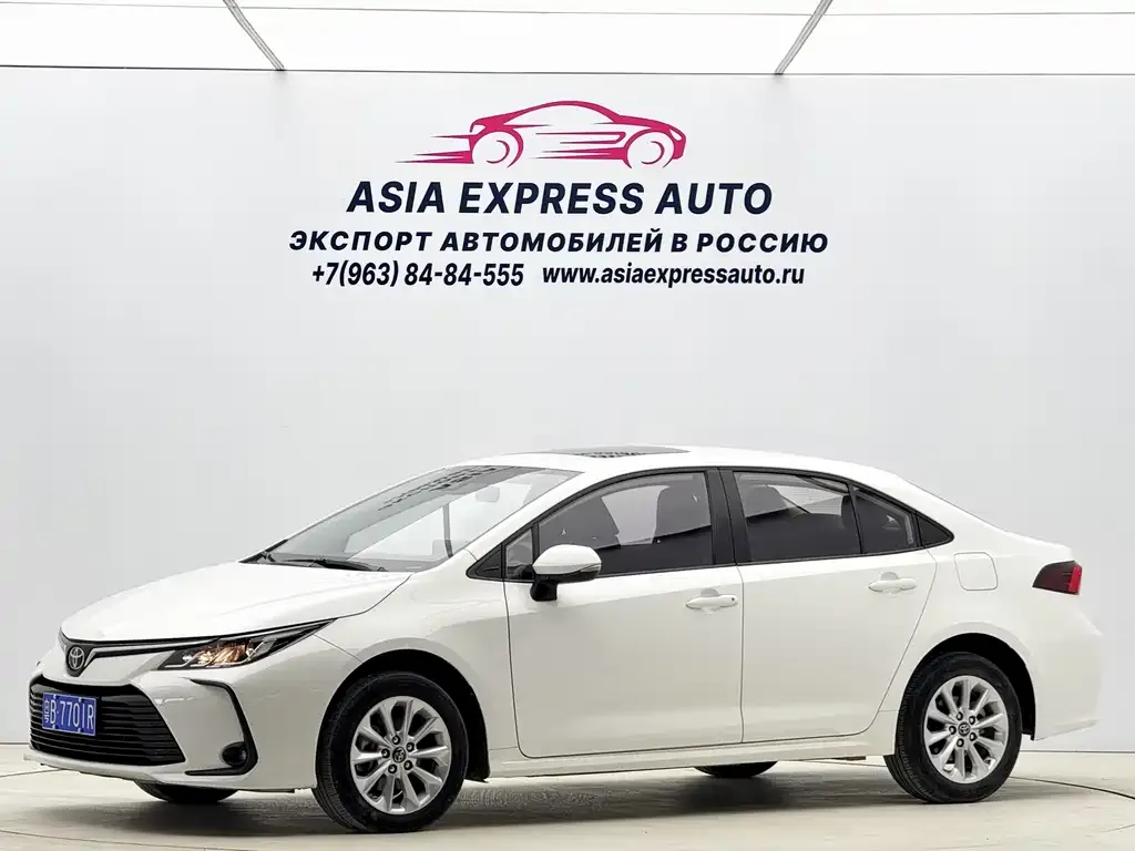 Toyota Corolla 2023 из CN, фото 1