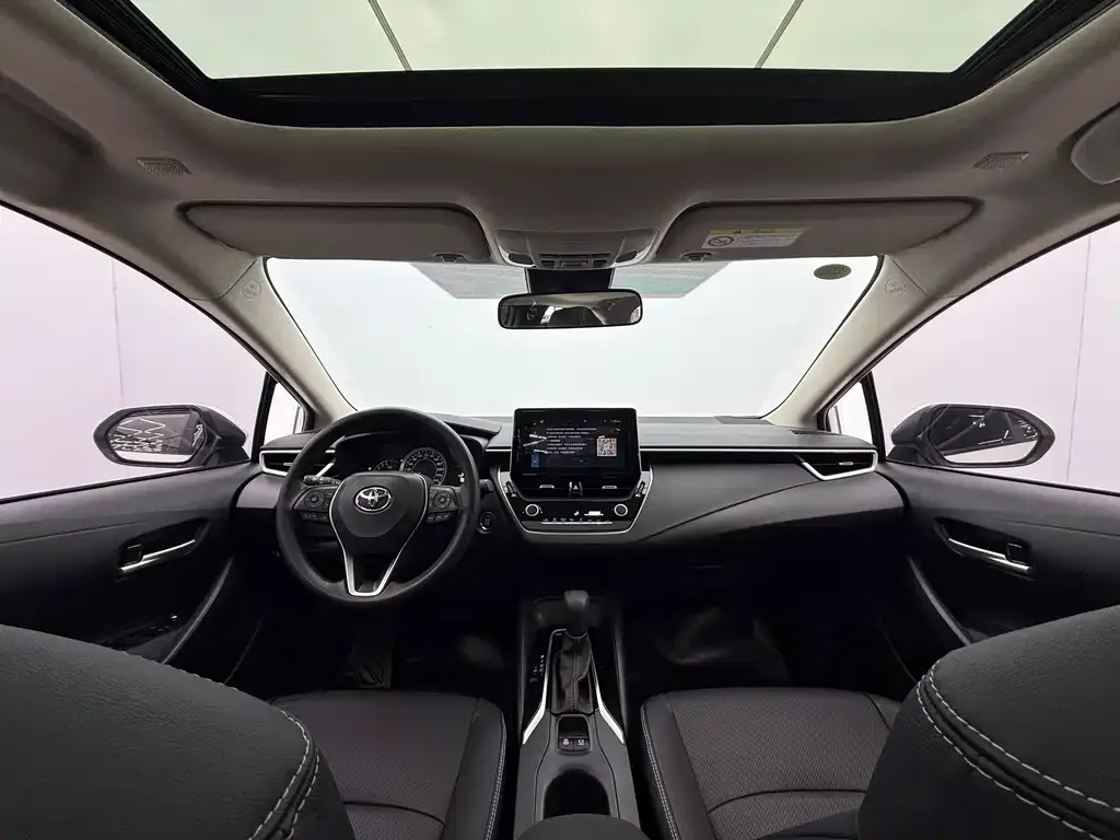 Toyota Corolla 2023 из CN, фото 7