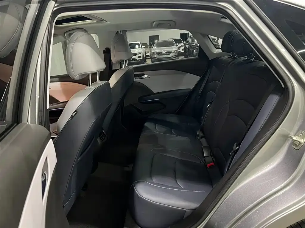 Chevrolet Monza 2023 из CN, фото 4