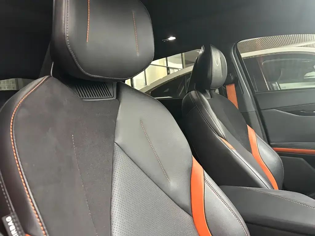 Changan UNI-V 2022 из CN, фото 2