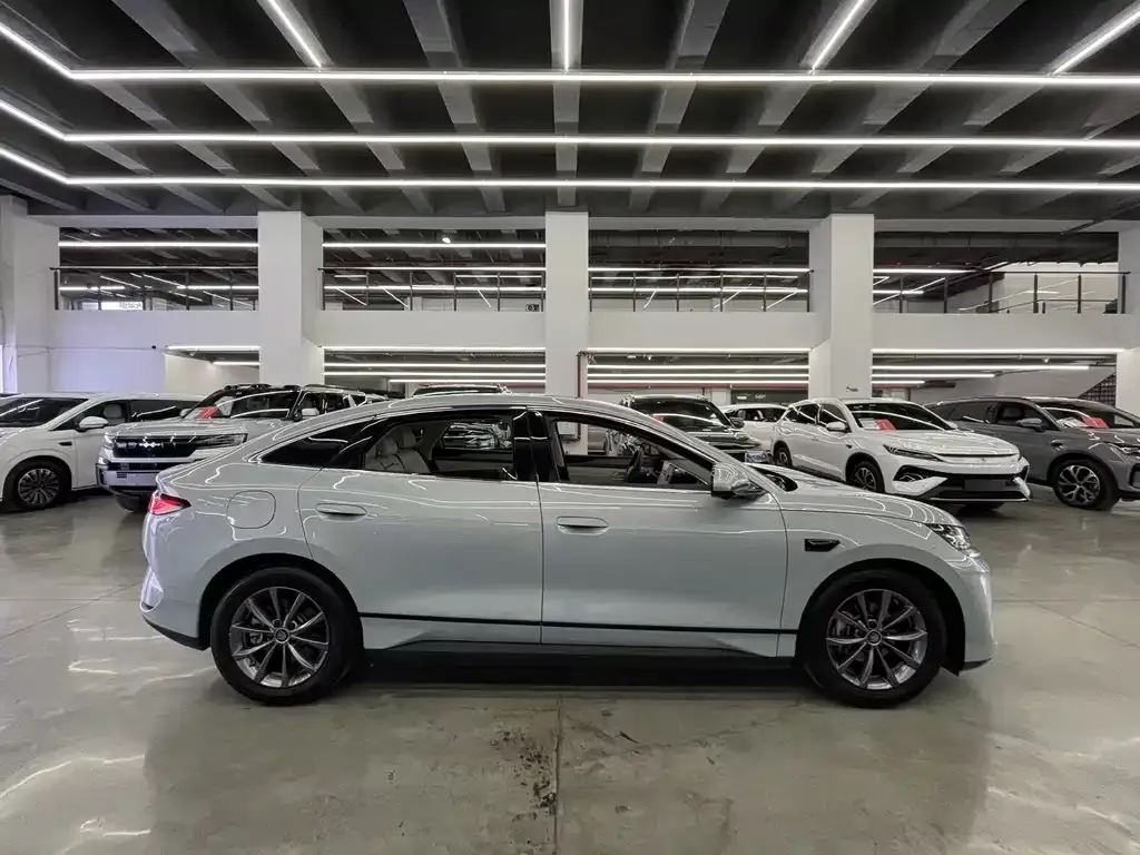 BYD Qin L 2025 из CN, фото 3