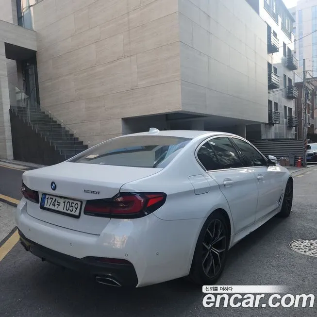 BMW 5-Series 2022 из KR, фото 8