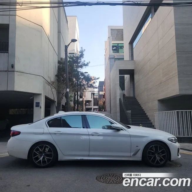 BMW 5-Series 2022 из KR, фото 4