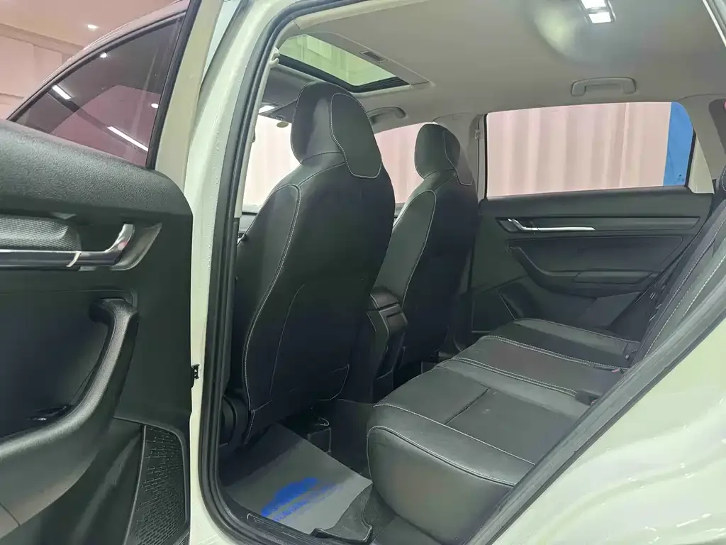 Skoda Kamiq 2021 из CN, фото 10