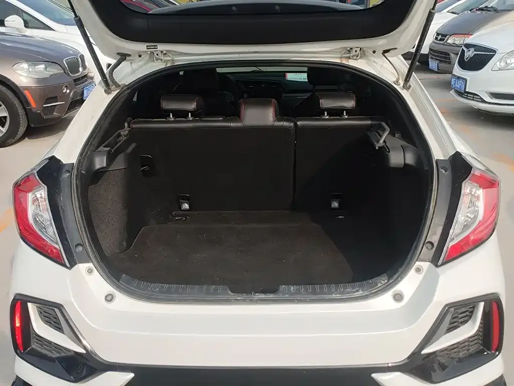 Honda Civic 2022 из CN, фото 5