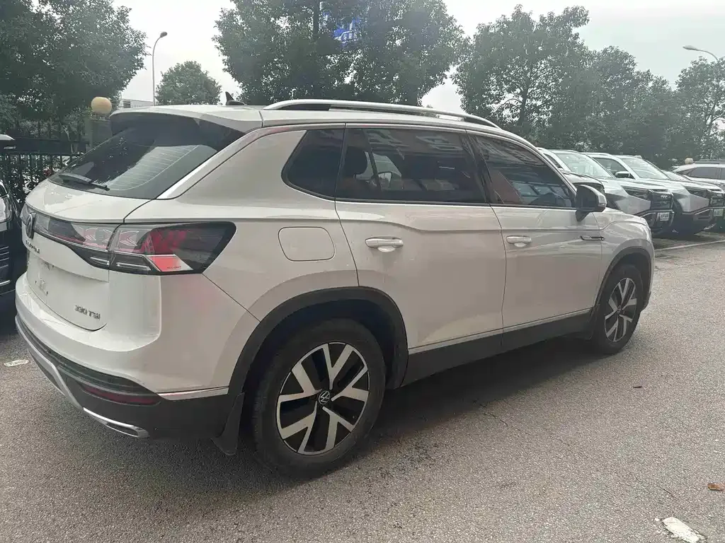 Volkswagen Tayron 2023 из CN, фото 9