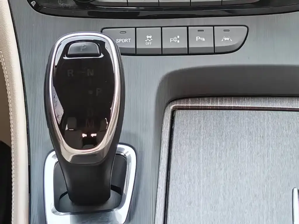 Buick LaCrosse 2022 из CN, фото 3