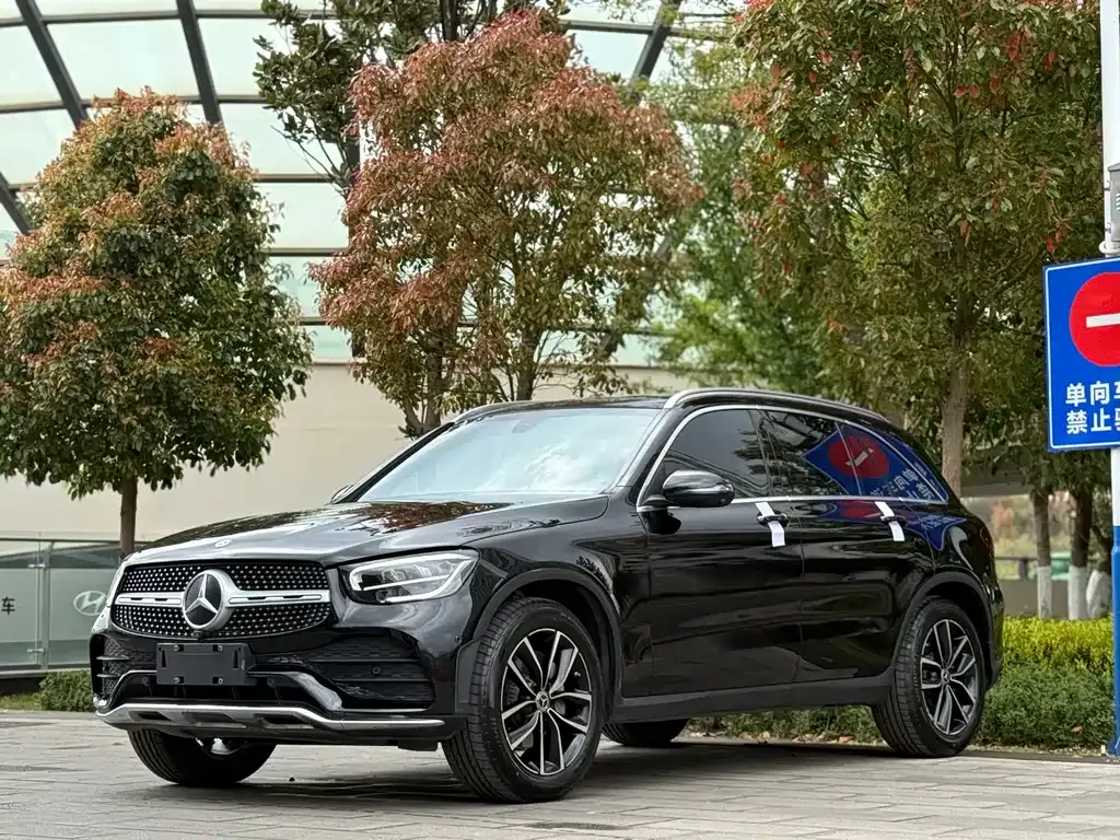 Mercedes-Benz GLC — фото 1