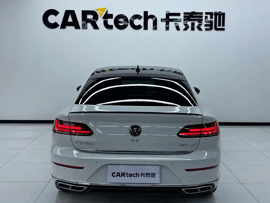 Volkswagen CC 2023 из CN, фото 2