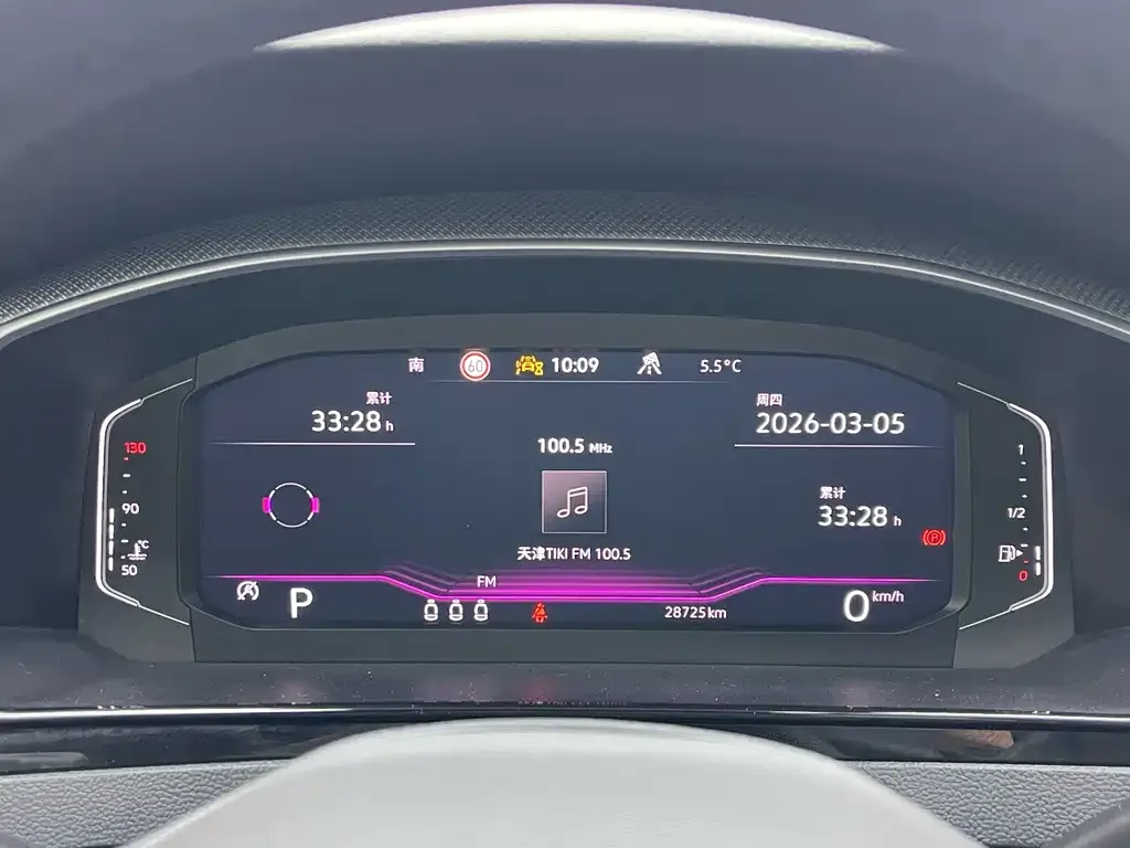 Volkswagen CC 2023 из CN, фото 3