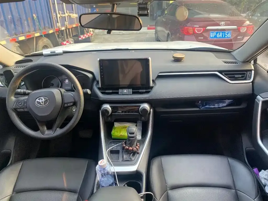 Toyota Wildlander — фото 10