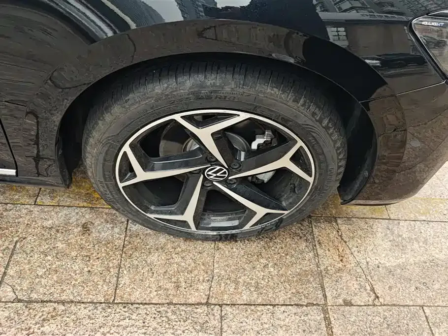 Volkswagen Passat — фото 4