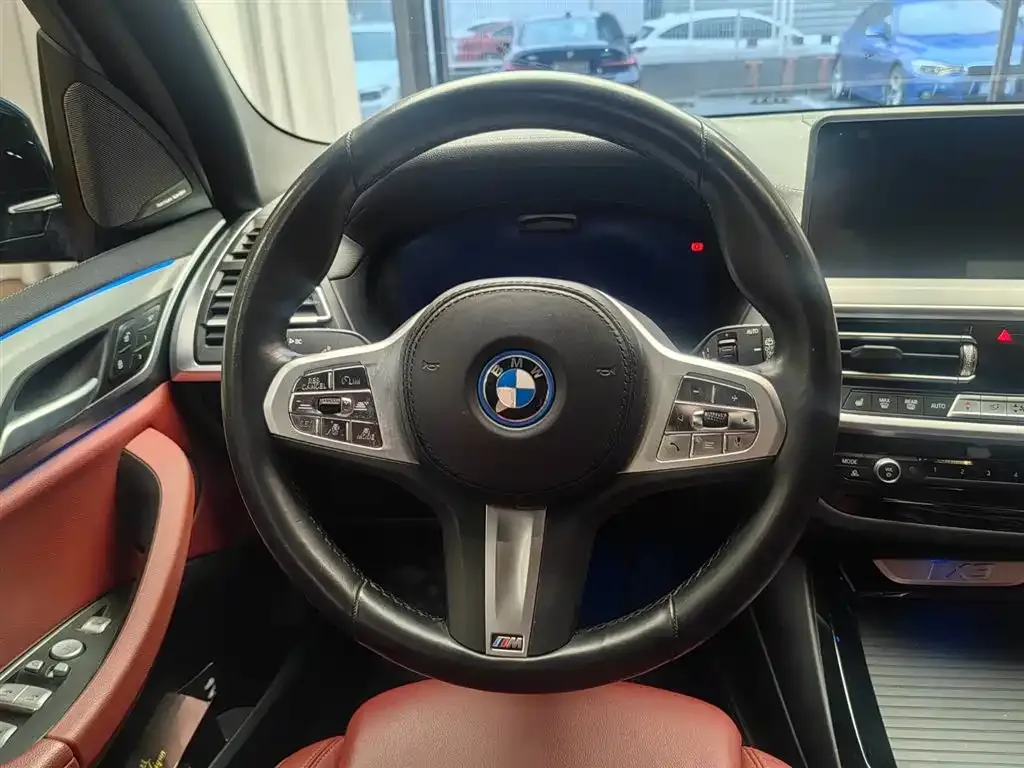 BMW iX3 2024 из CN, фото 6