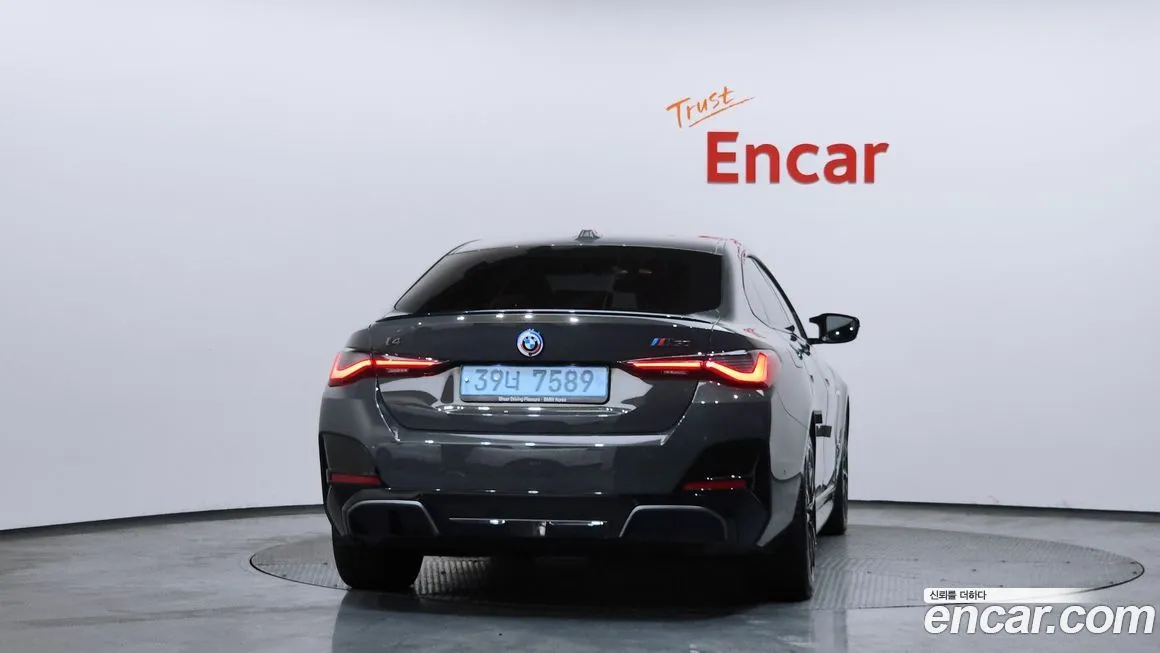 BMW i4 2023 из KR, фото 2