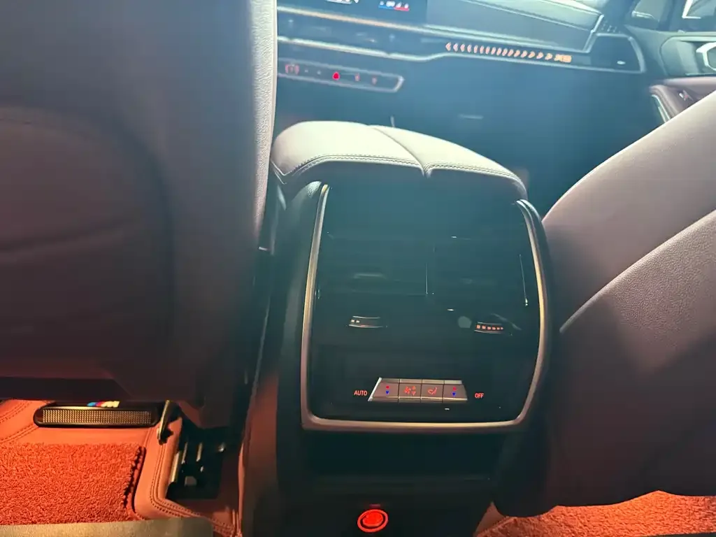 BMW X5 2025 из CN, фото 3